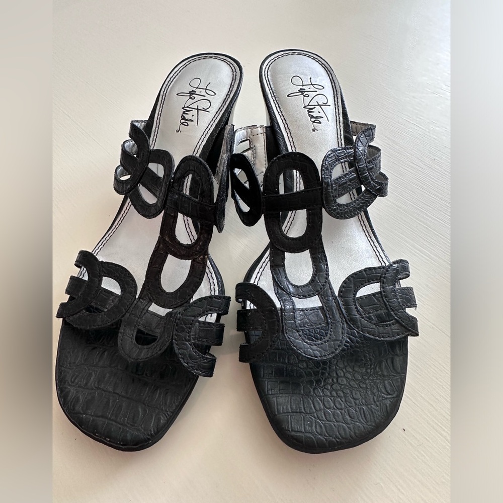 Black leather sandals heels